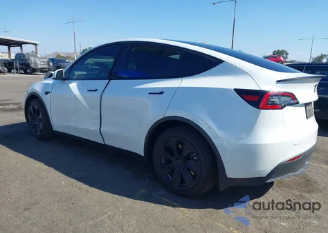 2021 Tesla Model Y Long Range Dual Motor All-Wheel Drive from USA, damaged, VIN 5YJYGDEE5MF214824